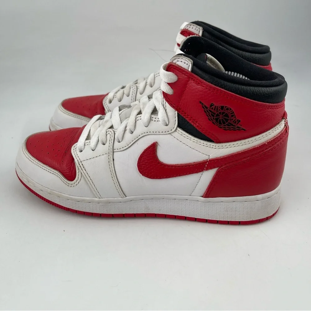 Nike Kid Air Jordan 1 Retro High OG Heritage-SZ 6.5-Red White 575441-161 Sneaker